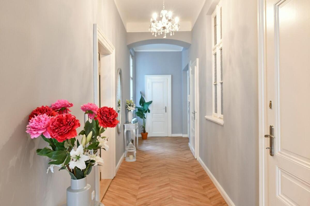 Cityscape Wenceslas Square Apartment Praga Exterior foto